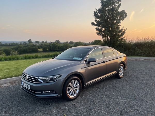 Volkswagen Passat Saloon, Diesel, 2016, Grey