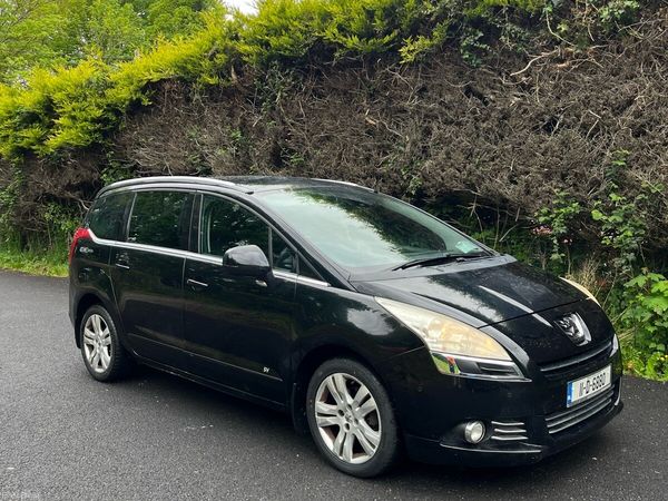 Peugeot 5008 MPV, Diesel, 2011, Black