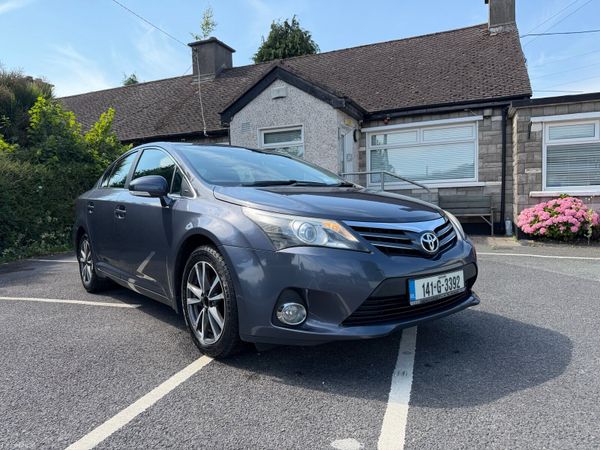 Toyota Avensis Saloon, Diesel, 2014, Blue
