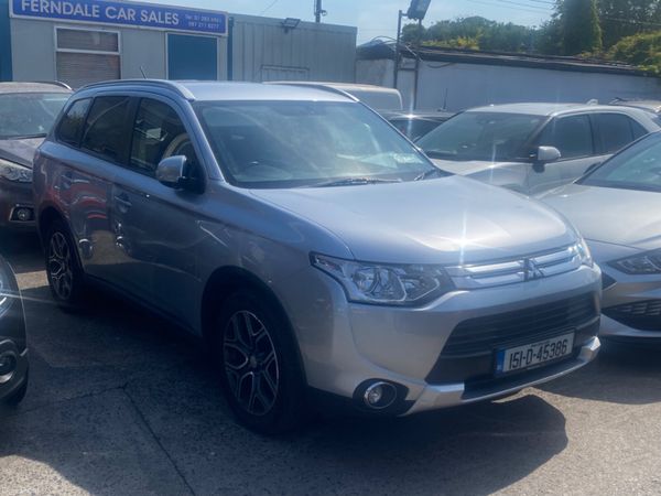 Mitsubishi Outlander SUV, Diesel, 2015, Silver