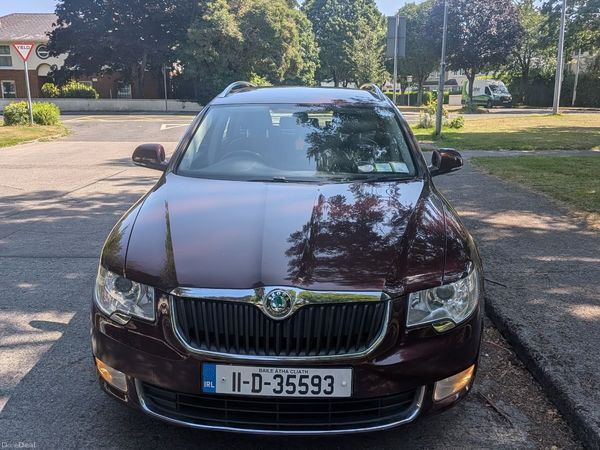 Skoda Superb Estate, Diesel, 2011, Red
