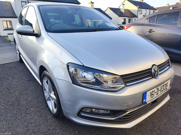 Volkswagen Polo Hatchback, Petrol, 2016, Silver