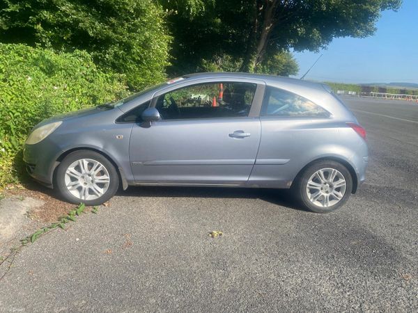 Opel Corsa Hatchback, Petrol, 2007, Silver