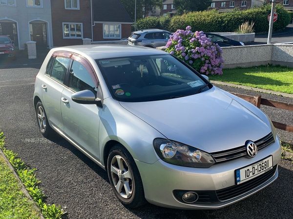 Volkswagen Golf Hatchback, Petrol, 2010, Silver