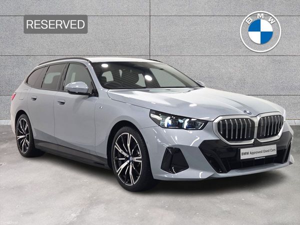 BMW 5-Series Estate, Petrol Plug-in Hybrid, 2025, Grey