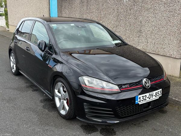 Volkswagen Golf Hatchback, Petrol, 2013, Black
