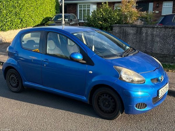 Toyota Aygo Hatchback, Petrol, 2010, Blue