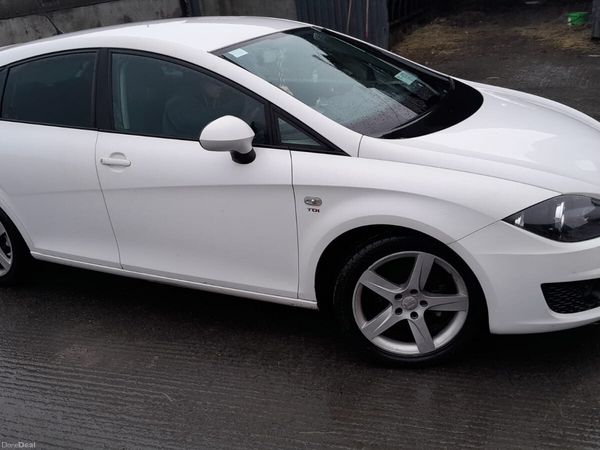 SEAT Leon Hatchback, Diesel, 2011, White