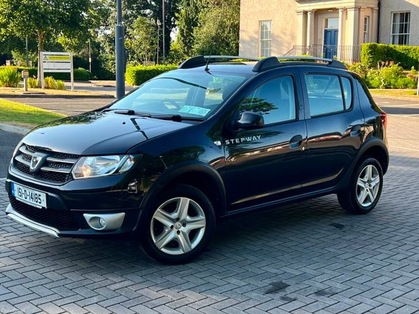 Dacia Sandero Stepway Hatchback, Diesel, 2015, Black