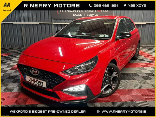 Hyundai i30 Hatchback, Petrol, 2021, Red