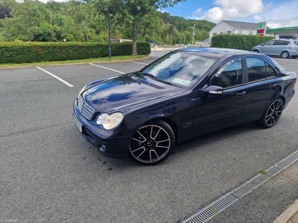 Mercedes-Benz C-Class Saloon, Petrol, 2007, Blue