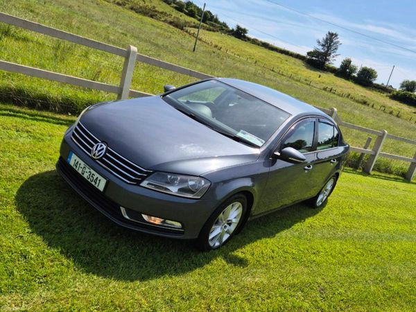 Volkswagen Passat Saloon, Diesel, 2014, Grey