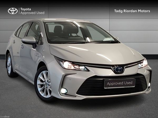 Toyota Corolla Saloon, Petrol Hybrid, 2020, Silver