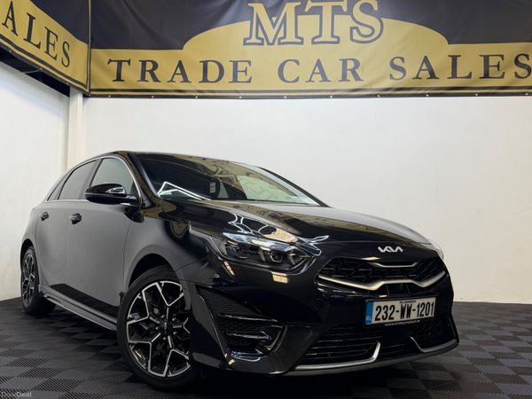 Kia Ceed Hatchback, Petrol, 2023, Black