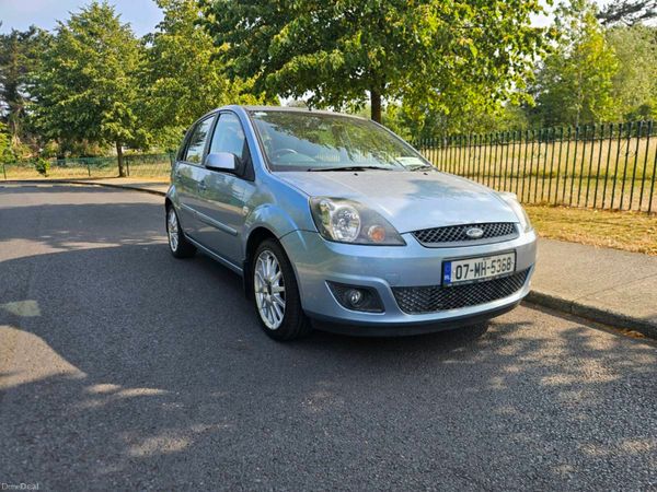 Ford Fiesta Hatchback, Petrol, 2007, Blue
