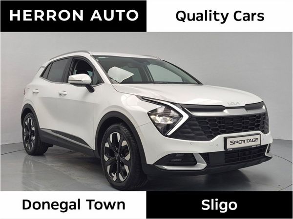 Kia Sportage SUV, Petrol Plug-in Hybrid, 2025, White