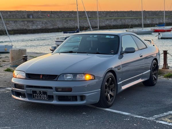Nissan Skyline Coupe, Petrol, 1995, Grey