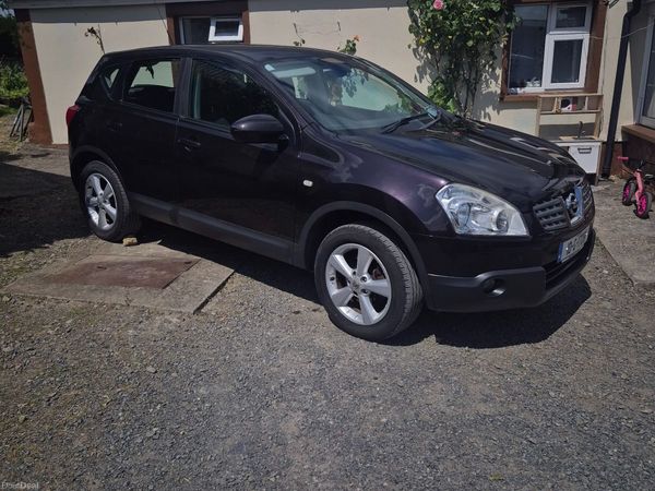 Nissan Qashqai Hatchback, Diesel, 2010, Black