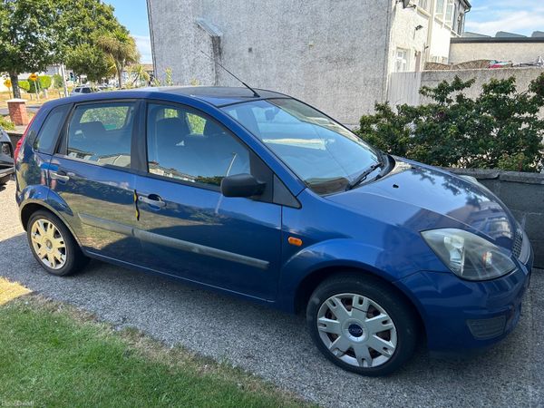 Ford Fiesta Hatchback, Petrol, 2008, Blue
