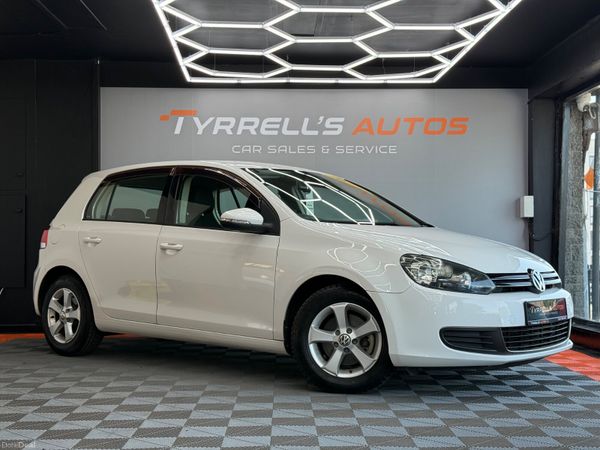 Volkswagen Golf Hatchback, Petrol, 2013, White