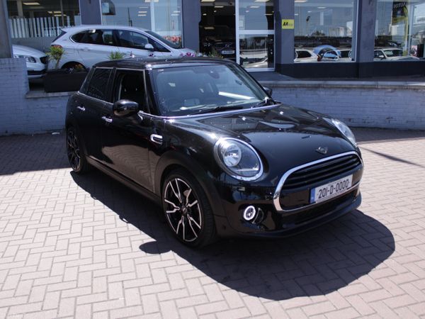 Mini Cooper Saloon, Diesel, 2021, Black