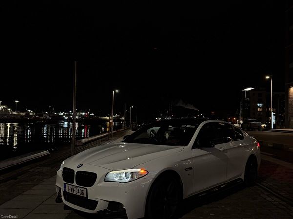 BMW 5-Series Saloon, Diesel, 2011, White