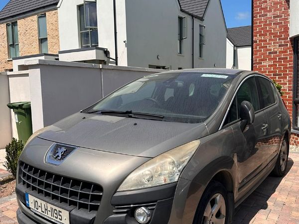 Peugeot 3008 MPV, Diesel, 2010, Grey
