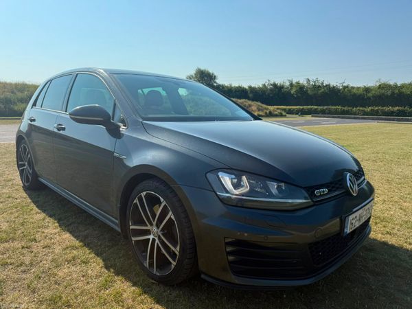 Volkswagen Golf Hatchback, Diesel, 2016, Grey