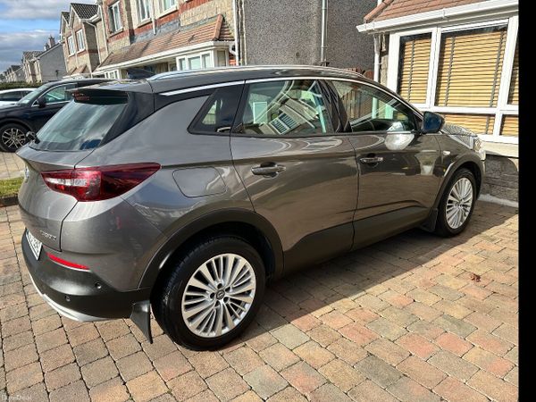 Opel Grandland X SUV, Diesel, 2019, Grey