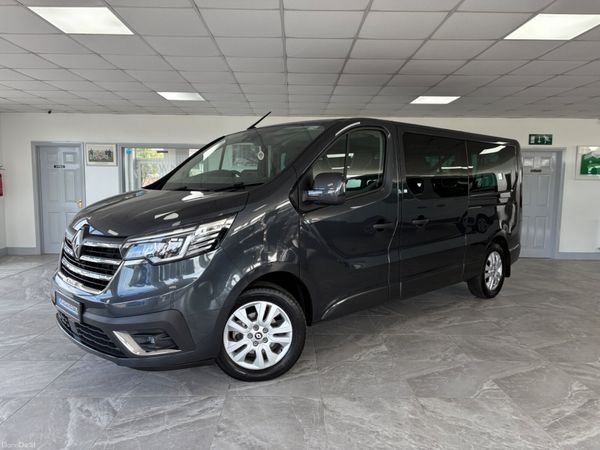 Renault Trafic MPV, Diesel, 2025, Black