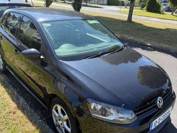 Volkswagen Polo Hatchback, Petrol, 2010, Black