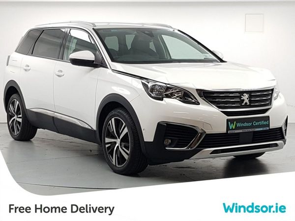 Peugeot 5008 MPV, Petrol, 2020, White