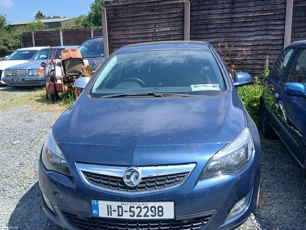 Vauxhall Astra Hatchback, Diesel, 2011, Blue