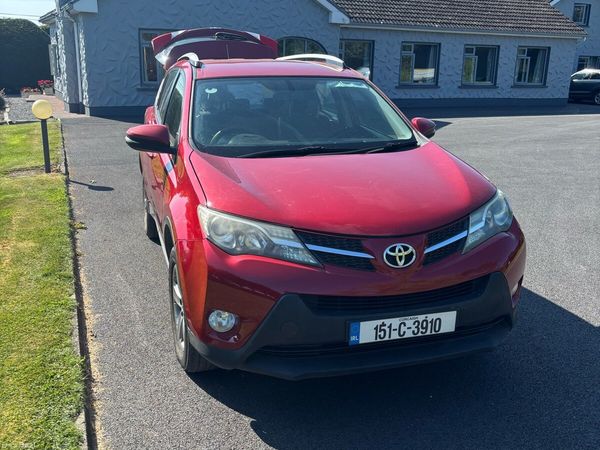Toyota RAV4 SUV, Diesel, 2015, Red
