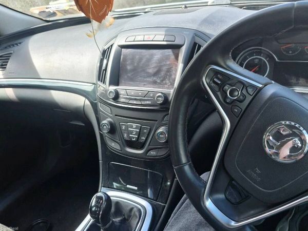 Vauxhall Insignia Hatchback, Diesel, 2014, Silver