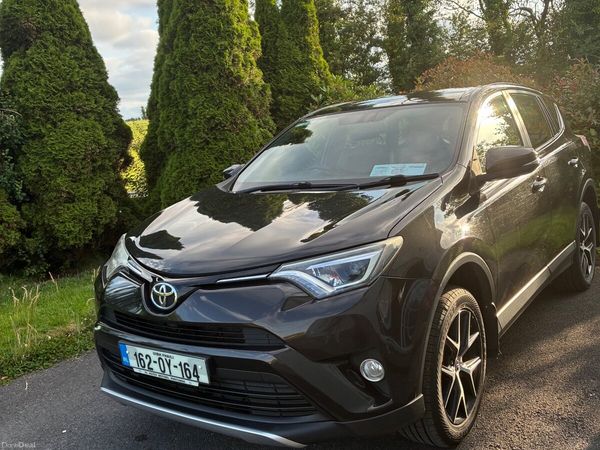 Toyota RAV4 SUV, Diesel, 2016, Brown