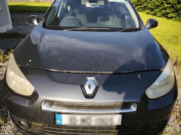 Renault Fluence Saloon, Diesel, 2010, Grey