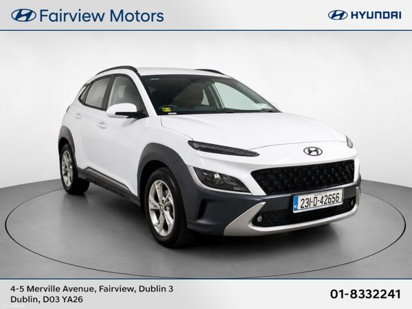 Hyundai KONA MPV, Petrol, 2023, White