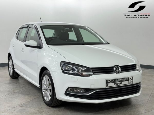 Volkswagen Polo Hatchback, Petrol, 2016, White