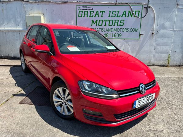Volkswagen Golf Hatchback, Petrol, 2015, Red