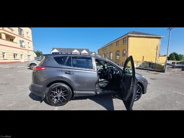 Toyota RAV4 SUV, Diesel, 2016, Grey