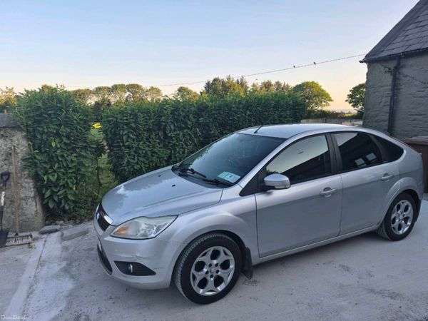 Ford Focus Hatchback, Diesel, 2010, Silver