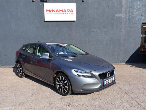 Volvo V40 Estate, Diesel, 2019, Grey