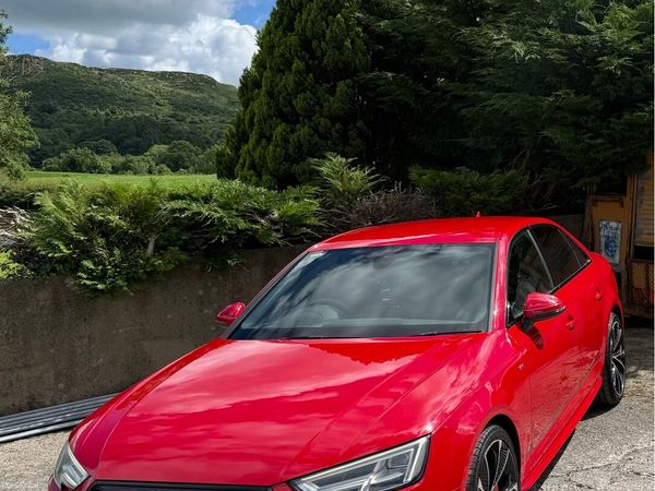 Audi A4 Saloon, Diesel, 2016, Red
