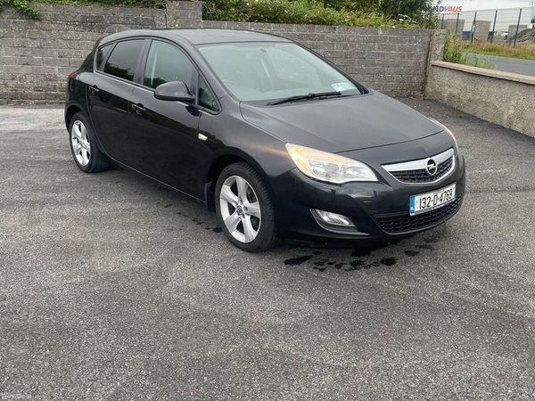 Opel Astra MPV, Diesel, 2013, Black
