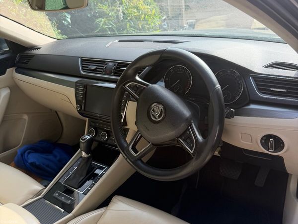 Skoda Superb Estate, Diesel, 2015, Grey