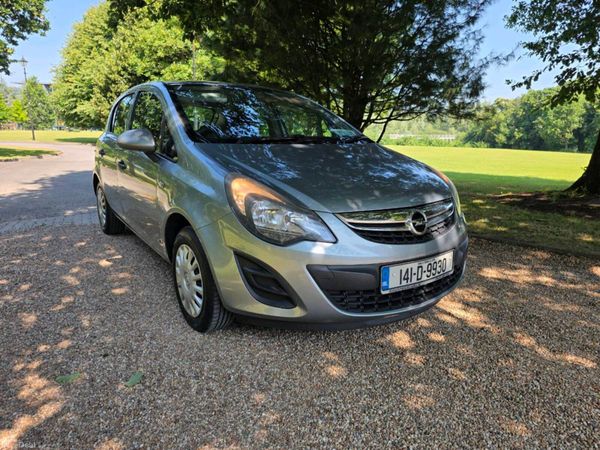 Opel Corsa Hatchback, Petrol, 2014, Silver