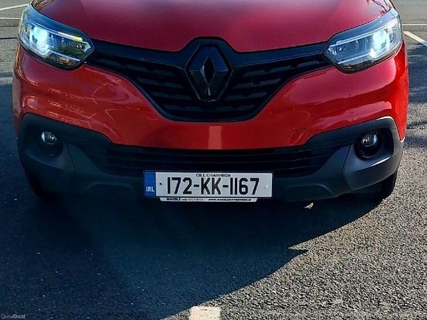 Renault Kadjar SUV, Diesel, 2017, Red