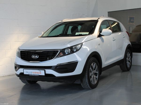 Kia Sportage SUV, Diesel, 2016, White