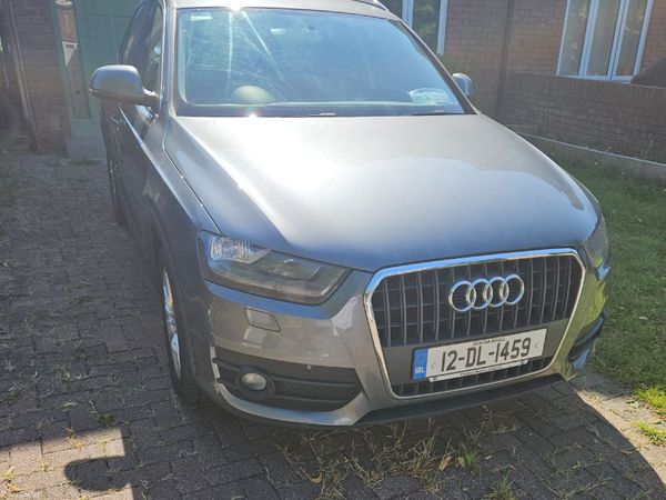 Audi Q3 SUV, Diesel, 2012, Grey